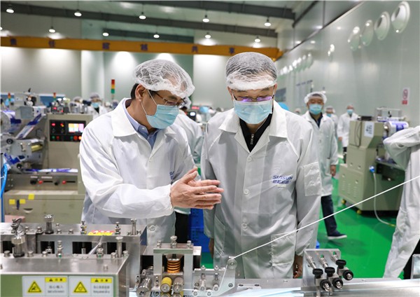 遼寧省委常委、省委副書記周波蒞臨新松公司調(diào)研復工復產(chǎn)情況
