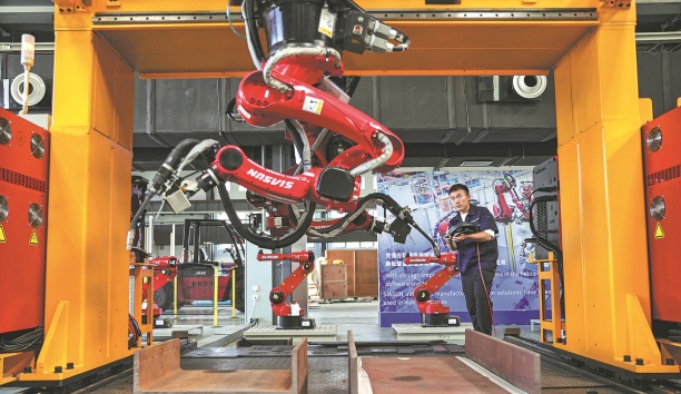 中國(guó)日?qǐng)?bào)網(wǎng)——Experts call for more efforts in robotics